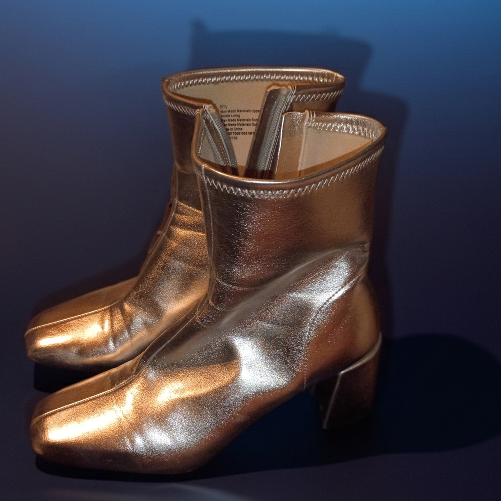 Elegant Silver Ankle Boots